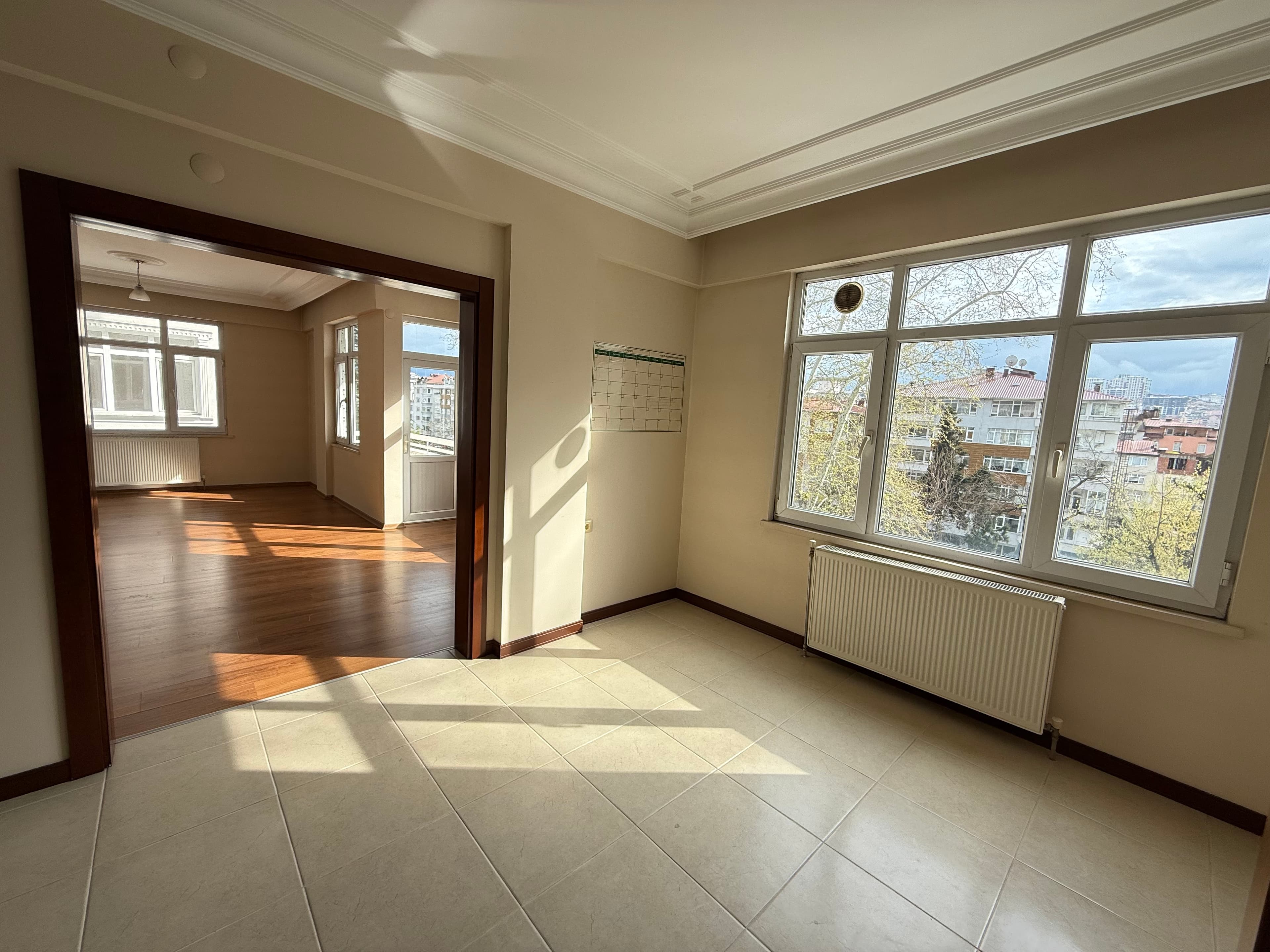 ORDU BAHÇELİEVLER MAH.ANAYOL KENARI, GENİŞ 2+1 KİRALIK DAİRE