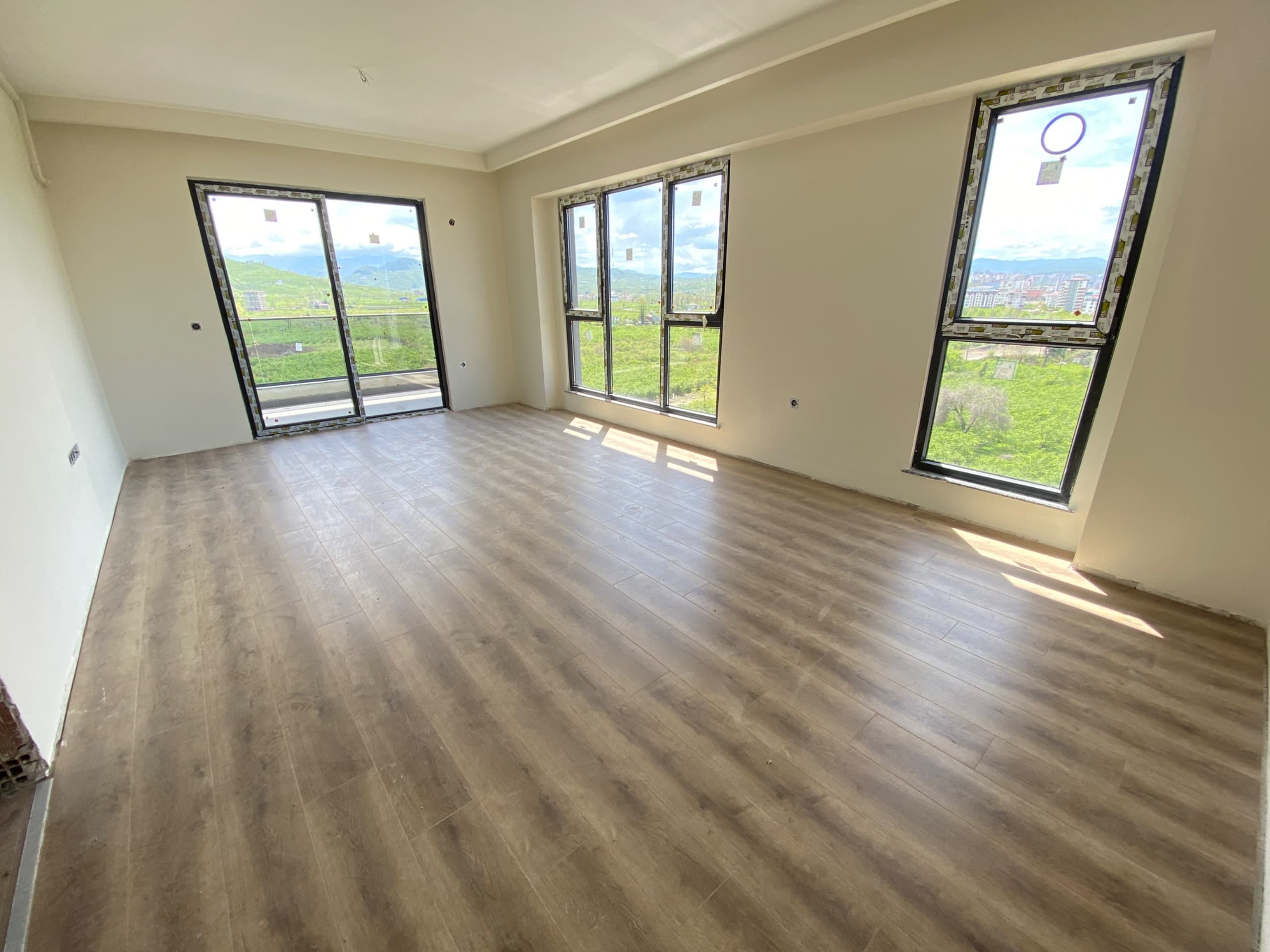 ORDU CUMHURİYET SIFIR SİTE İÇİ 2+1 SATILIK DAİRE