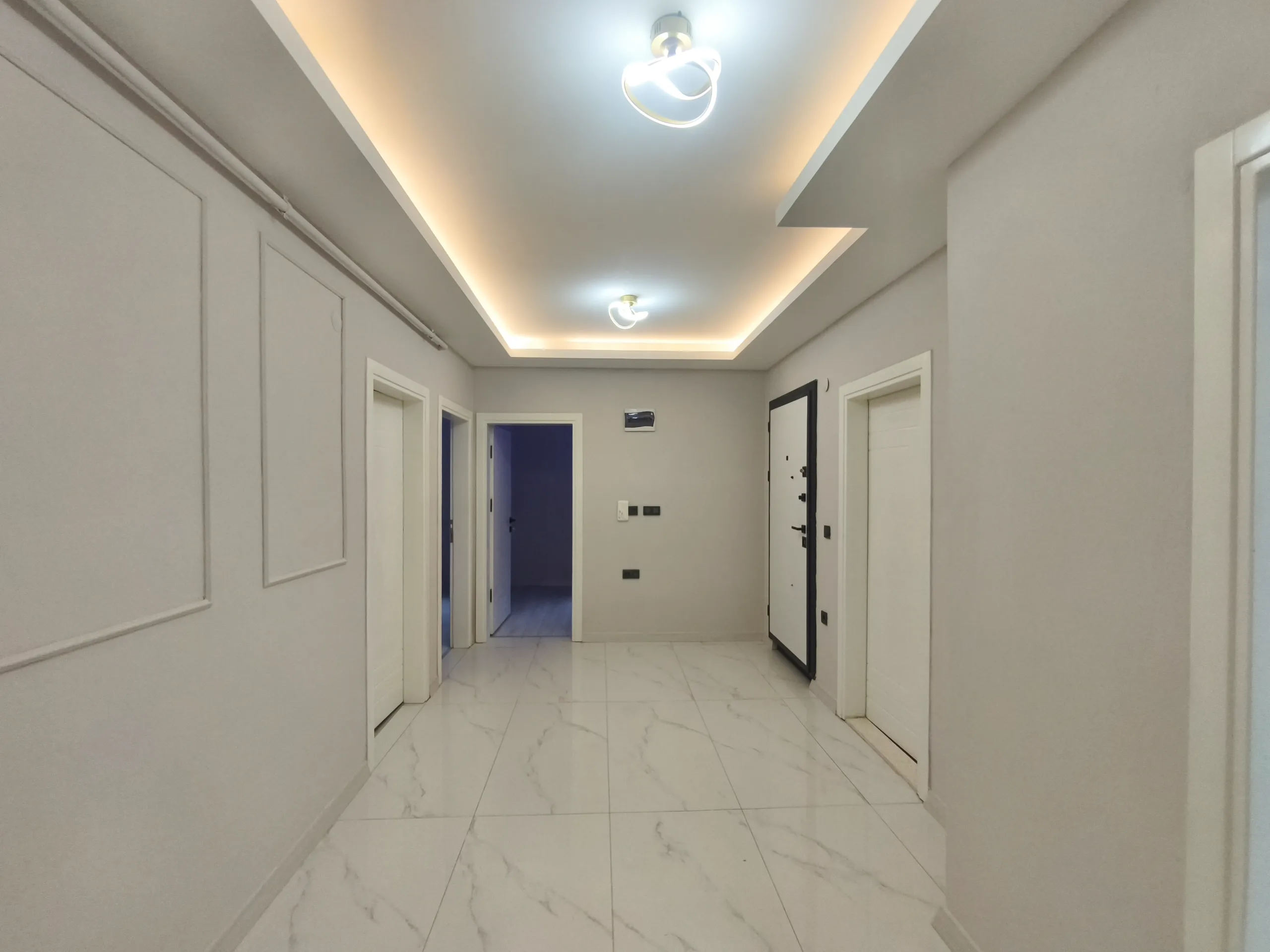 AKYAZI SAHİLE YÜRÜME MESAFESİNDE KİRALIK 2+1 DAİRE